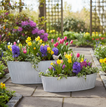 položky Oválna kovová miska v bielej a striebornej farbe, 32,5 cm/37 cm, sada 2 kusov.