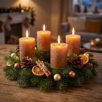 Článok Jednofarebné karamelové stĺpové sviečky 70×80 mm, sada 4 kusov - Rustikálna dekorácia, ideálna na advent, ručne vyrobená