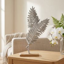 Článok Stolová dekorácia kovová dekorácia papraď strieborné drevo V54cm Š37cm