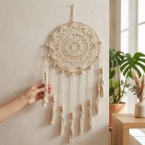 Článok Nástenná dekorácia z makramé snov, boho šik, ručne vyrobená, krémová, Ø22cm V54cm