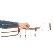 položky Hrdzavá kovová tyč na háčiky, ozdobné vidly na seno, záhradná dekorácia, 4 háčiky, 62 cm
