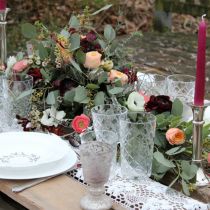 položky Zásuvný materiál dekorácia stola kvetinová pena čierna 48cm 4 ks