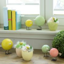 položky Dekoratívne figúrky kuriatok s okrúhlym dizajnom pre ľahké a hravé akcenty, 9,5 cm, 3 kusy