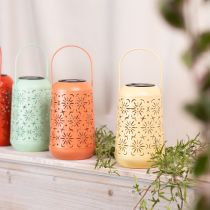 položky Solárny lampáš do záhrady s kvetinovým vzorom a atmosférickým svetlom, 26 cm