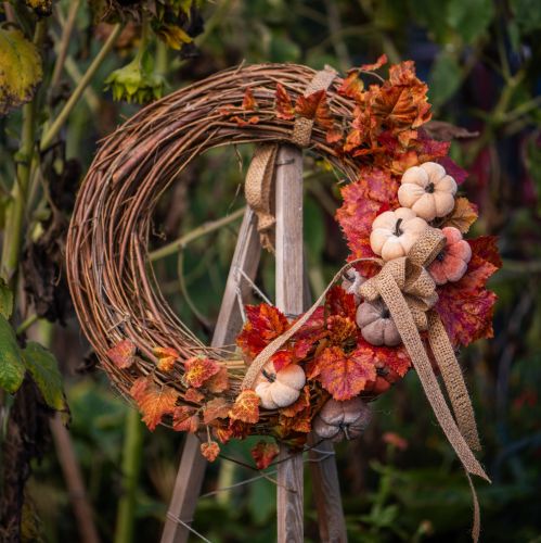 položky Dekoratívna tekvica z látky na paličke žltohnedá oranžová Ø7cm 9 ks