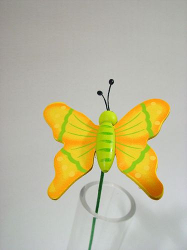položky Motýľ na trsátka zeleno/žlté drevo 7cm (24ks)