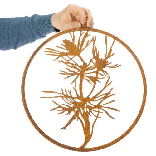 Dekoratívny kovový prsteň, nástenná dekorácia z zvetranej ocele, borovicová vetvička, Ø38cm | Floristik24.sk