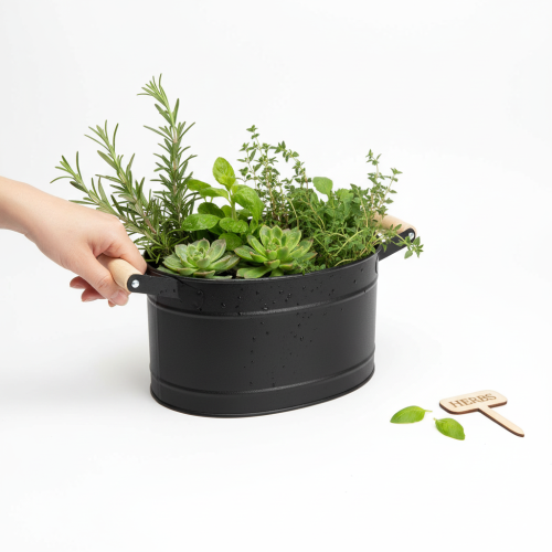 položky Kovový oválny kvetináč s rúčkou, čierny a prírodný povrch, 34x19,5x15cm