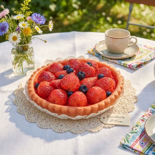 Dekoratívna jahodová torta do pekárne, umelá torta Ø15cm | Floristik24.sk