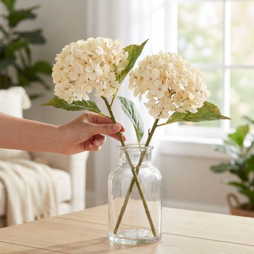 Dekoratívne hortenzie umelé krémové hodvábne kvety 34cm 2ks | Floristik24.sk