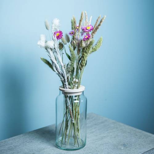 položky Sklenená váza s vrchnákom, dekoratívna váza s perforovaným vrchnákom, aranžmá kvetov