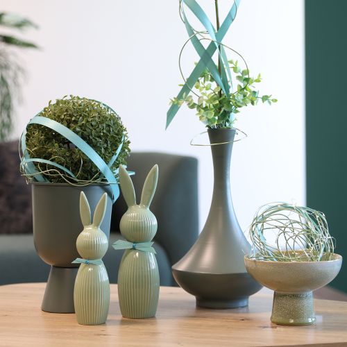 položky Keramická figúrka veľkonočného zajačika v pastelovo zelenej farbe, stolová dekorácia, 22 cm, 2 kusy