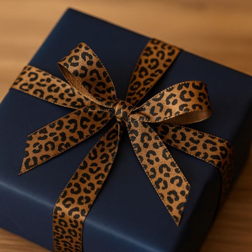 položky Hodvábna stuha s leopardím vzorom, hnedá a čierna, 15 mm, 18 m