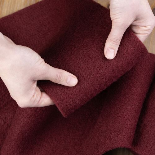 položky Vlnená stuha z plsti, tmavočervená, 15 cm x 5 m, na dekoráciu a tvorenie