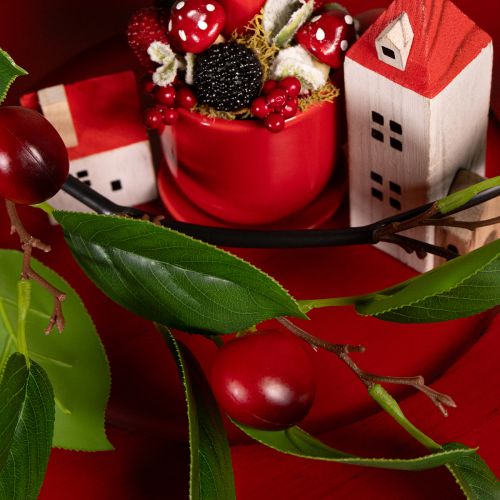 položky Umelá girlanda s čerešňami. Ideálna na prírodnú dekoráciu miestnosti. Kvetinový vzhľad. 160 cm.