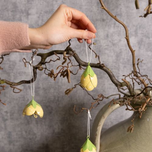 položky Kovový závesný kvet pre romantickú dekoráciu v interiéri aj exteriéri, 6 cm, 6 kusov