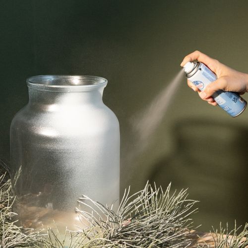 Strieborný trblietavý sprej na sneh v spreji na okná a zimnú dekoráciu 150ml | Floristik24.sk