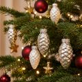Zmes sklenených kornútkov strieborných 5cm 14 ks | Floristik24.sk