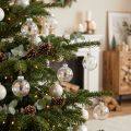 Sklenená guľa s perleťovým vzhľadom a dúhovým trblietaním, 6 cm, 24 kusov | Floristik24.sk